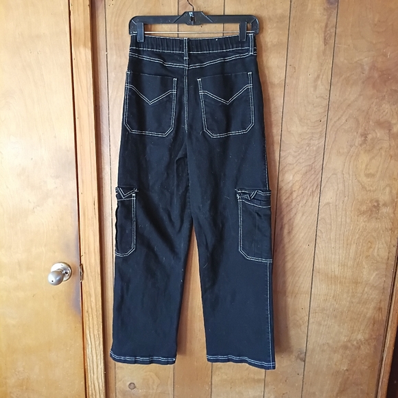 Rue 21 Black Contrast Stitch Cargo Jeans Women’s Size M - Picture 3 of 3